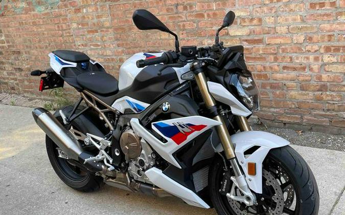 2024 BMW S 1000 R