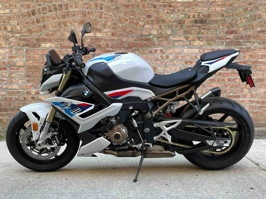 2024 BMW S 1000 R