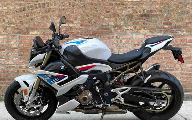 2024 BMW S 1000 R