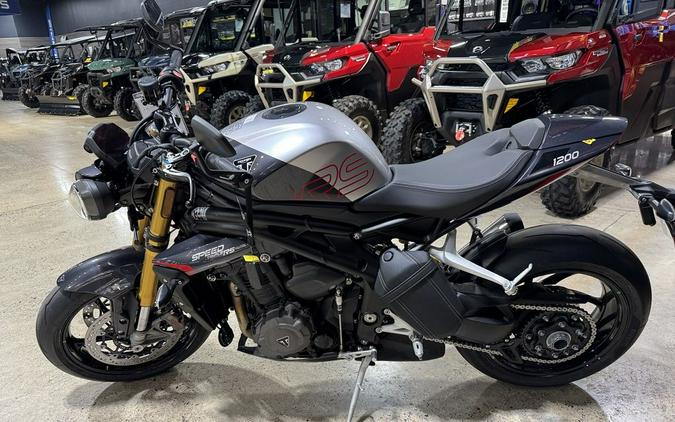 2025 Triumph Speed Triple 1200 RS Granite/Diablo Red