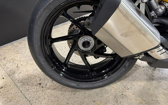 2025 Triumph Speed Triple 1200 RS Granite/Diablo Red