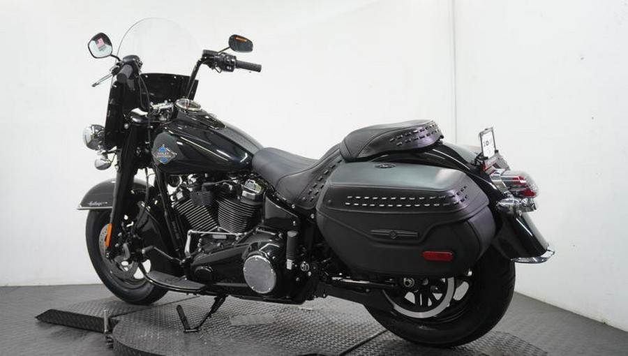 2026 Harley-Davidson® FLHC - Heritage Classic