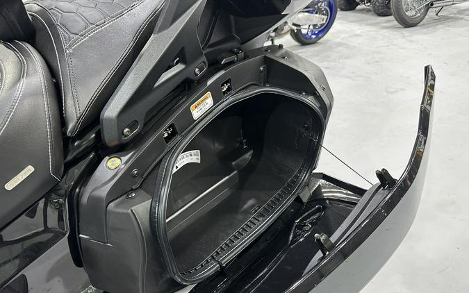 2023 Can-Am® SPYDER F3 LTD 1330 SE6