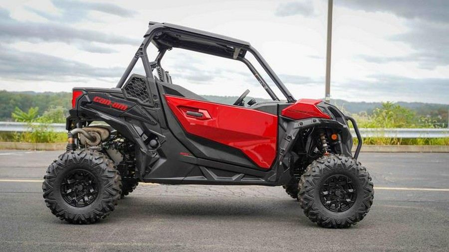 2025 Can-Am® Maverick Sport DPS 1000R