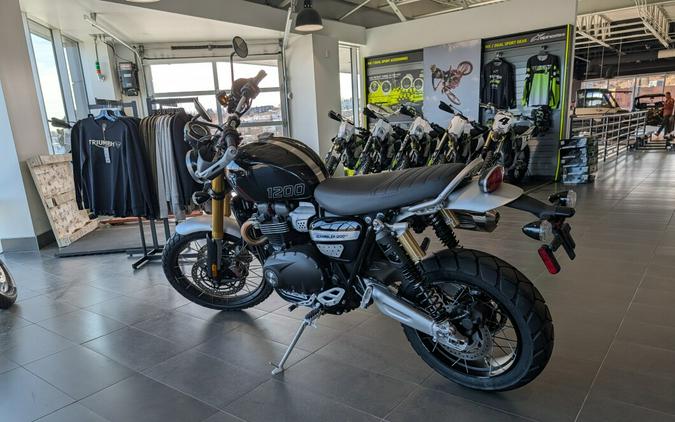 2025 Triumph Scrambler 1200 XE