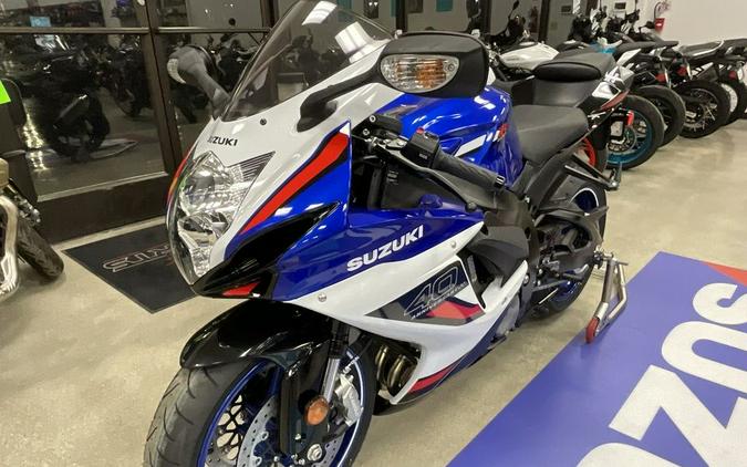 2026 Suzuki GSX-R600ZM6