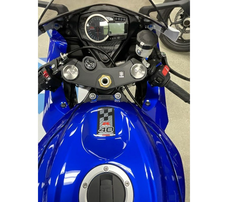 2026 Suzuki GSX-R600ZM6