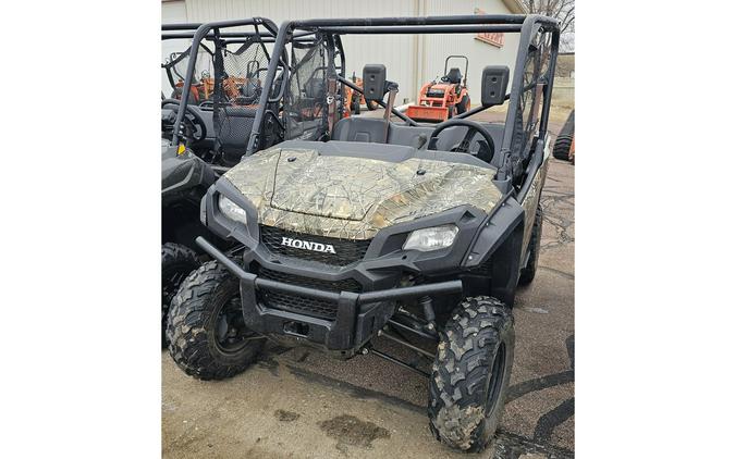 2016 Honda Pioneer 1000 EPS - Honda Phantom Camo®