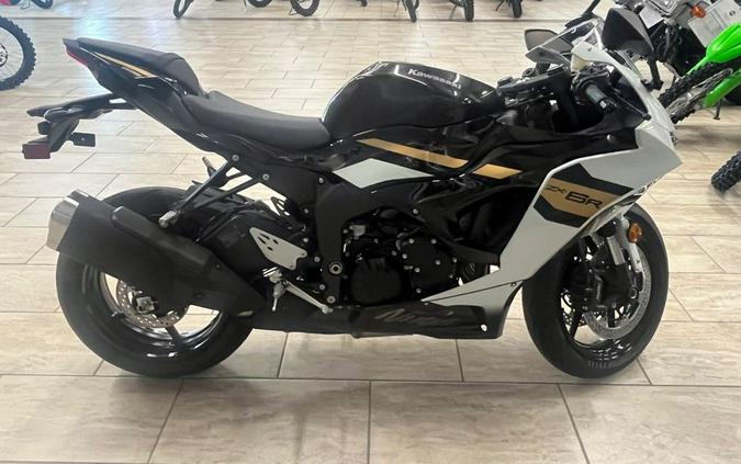 2026 Ninja® ZX™-6R Base - Kawasaki