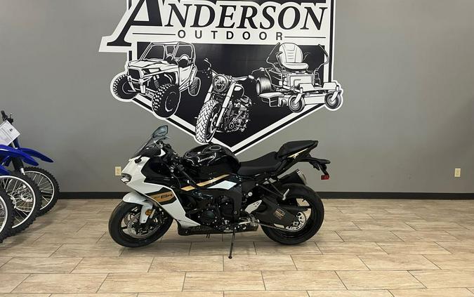 2026 Ninja® ZX™-6R Base - Kawasaki