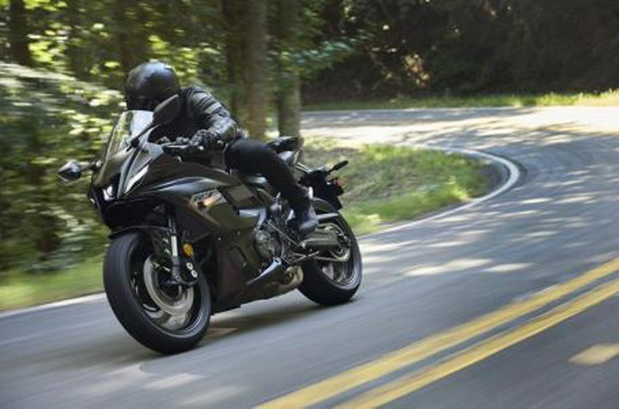 2025 Yamaha YZF-R7