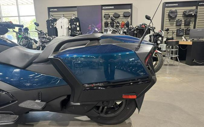 2021 Can-Am® Spyder® F3-T SE6