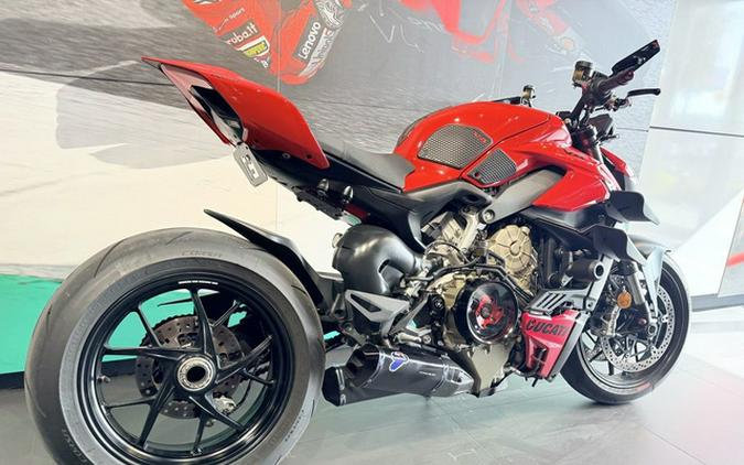 2025 Ducati Streetfighter V4 Ducati Red V4 S Ducati Red