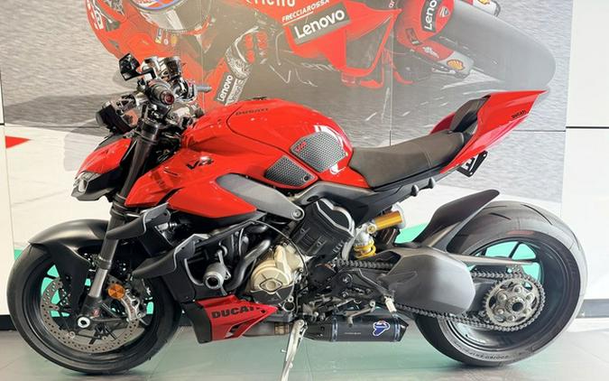 2025 Ducati Streetfighter V4 Ducati Red V4 S Ducati Red