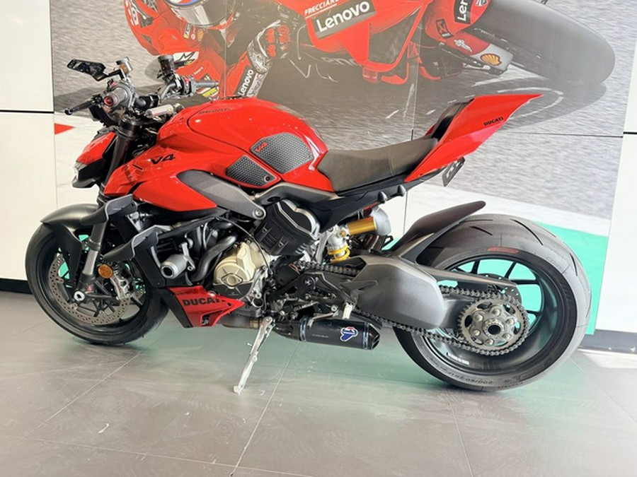 2025 Ducati Streetfighter V4 Ducati Red V4 S Ducati Red