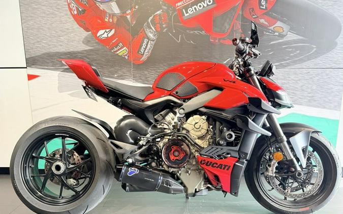 2025 Ducati Streetfighter V4 Ducati Red V4 S Ducati Red