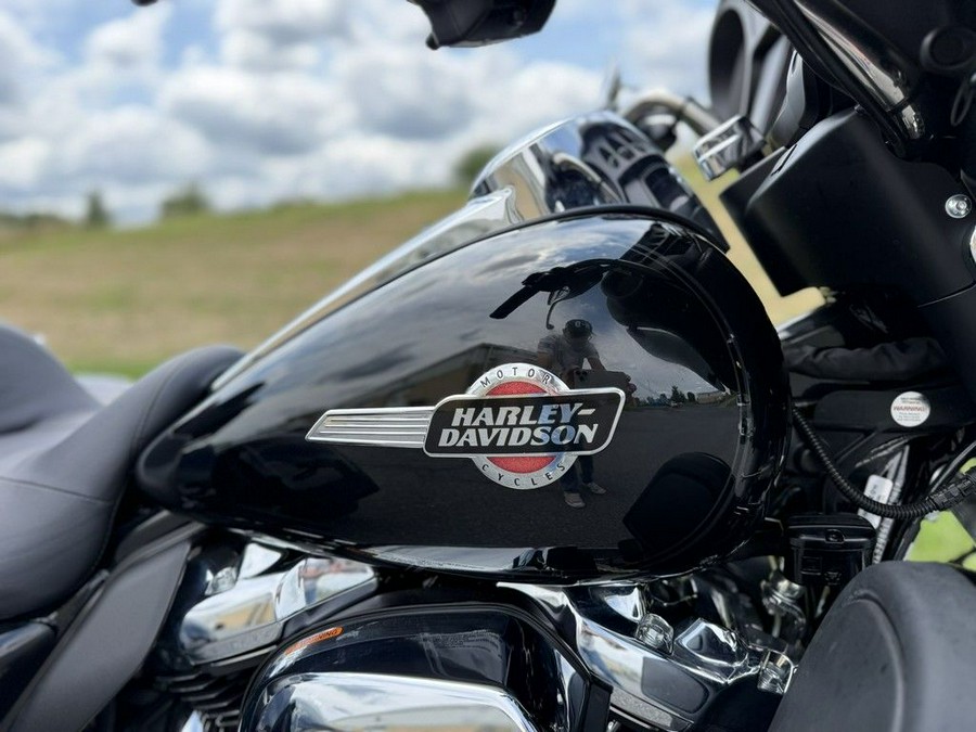 2024 Harley-Davidson® FLHTCUTG - Tri Glide® Ultra