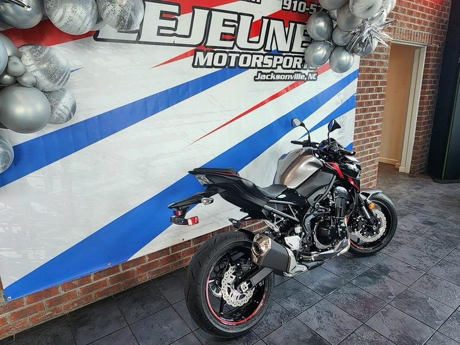 2023 Kawasaki Z900 ABS Metallic Black/Graphite Gray/Flat Black for sale