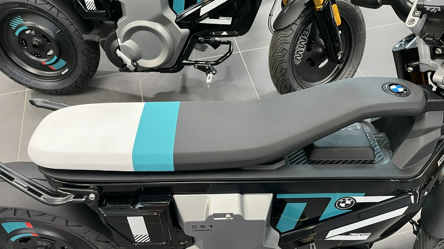 2024 BMW CE 02