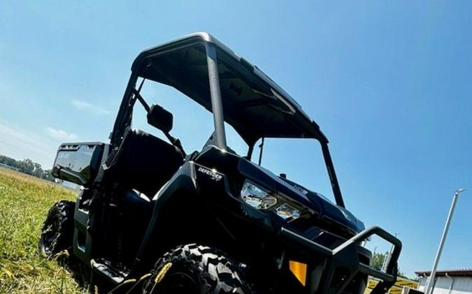 2024 Can-Am® Defender XT HD9