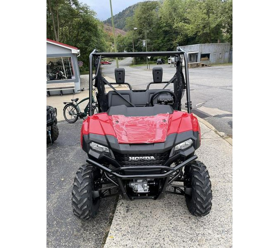 2025 Honda® Pioneer 700