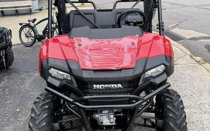 2025 Honda® Pioneer 700