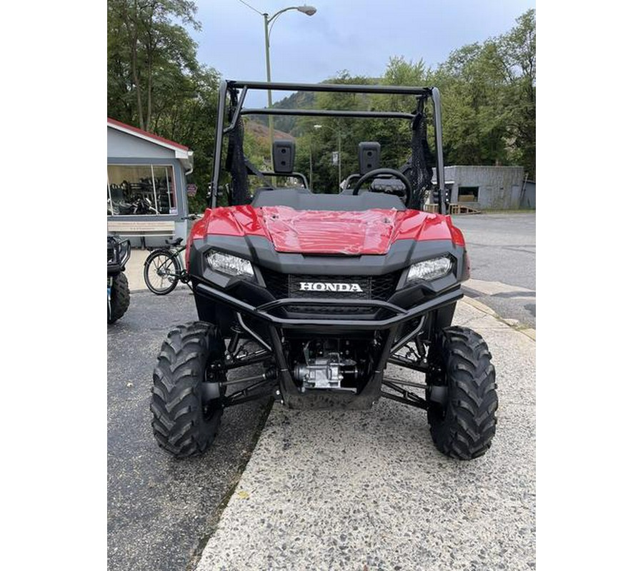 2025 Honda® Pioneer 700