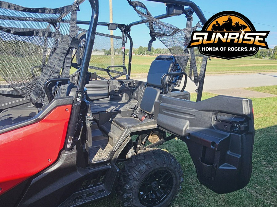 2025 Honda PIONEER 1000-5 DELUXE
