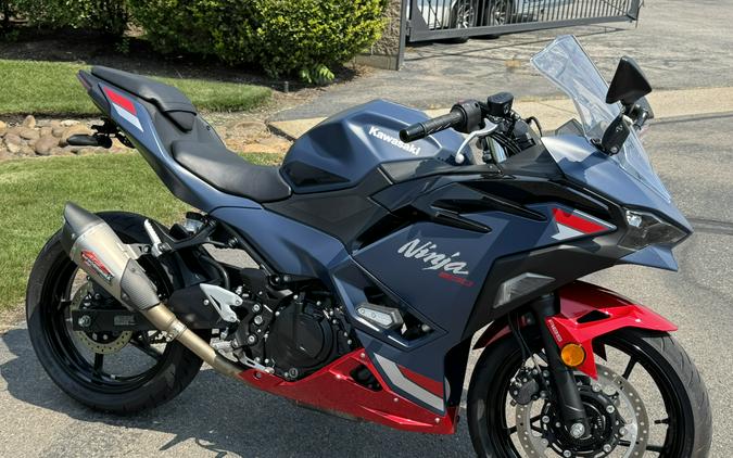 2026 Kawasaki Ninja® 500 SE ABS