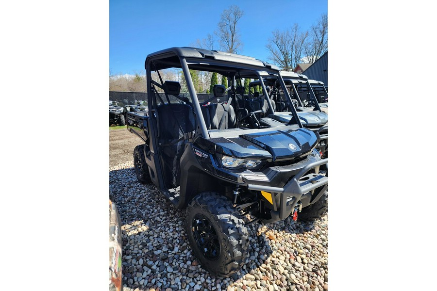 2024 Can-Am DEFENDER XT HD9