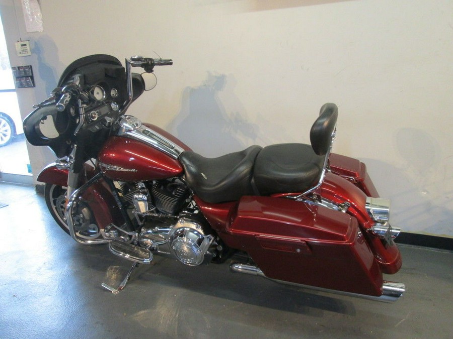 2009 Harley-Davidson® FLHX - Street Glide®