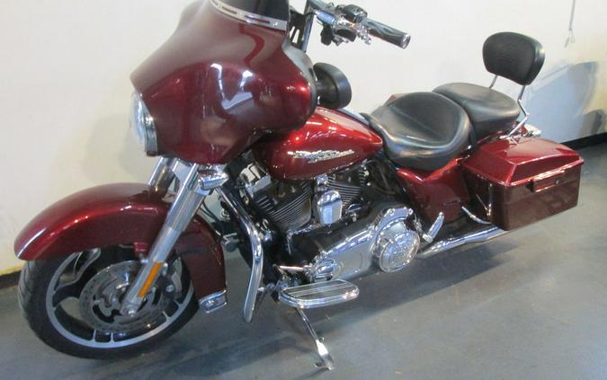 2009 Harley-Davidson® FLHX - Street Glide®