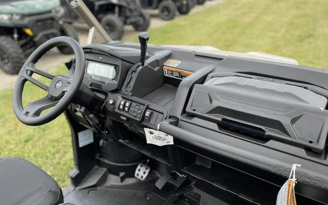 2023 Can-Am® Defender X mr HD10