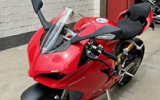 2024 Ducati Panigale V2 Red