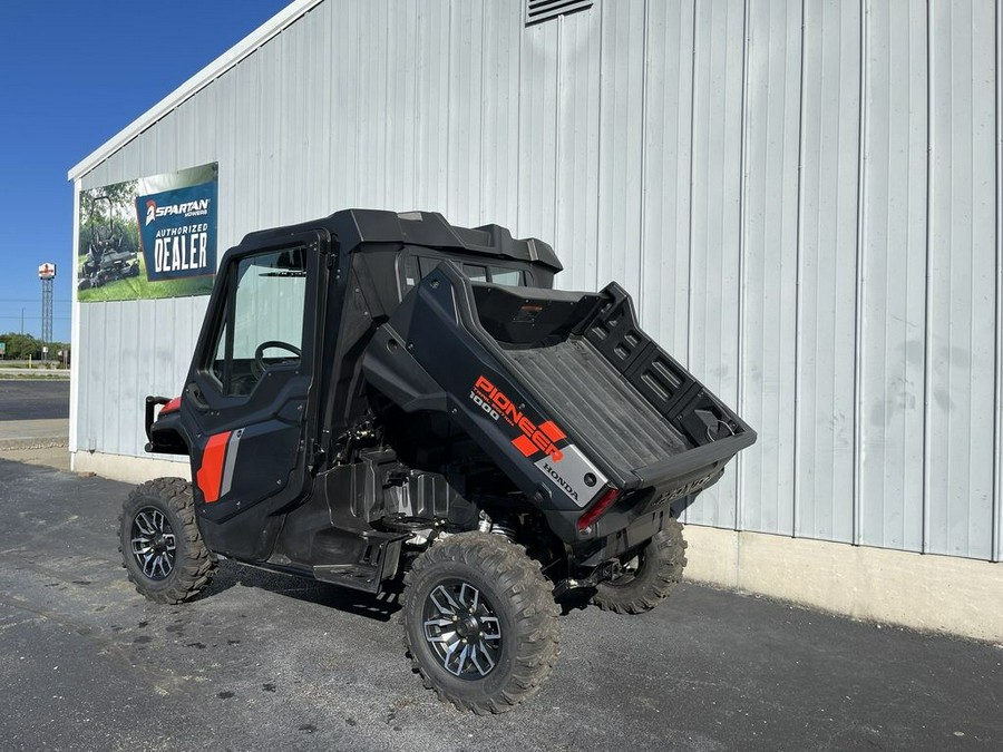 2023 Honda Pioneer 1000 Trail