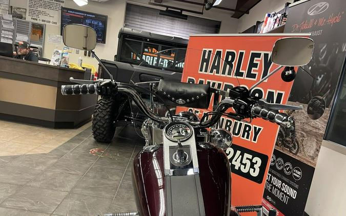 2005 Harley-Davidson® FLSTC - Heritage Softail® Classic