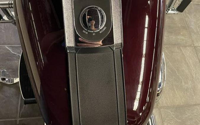 2005 Harley-Davidson® FLSTC - Heritage Softail® Classic