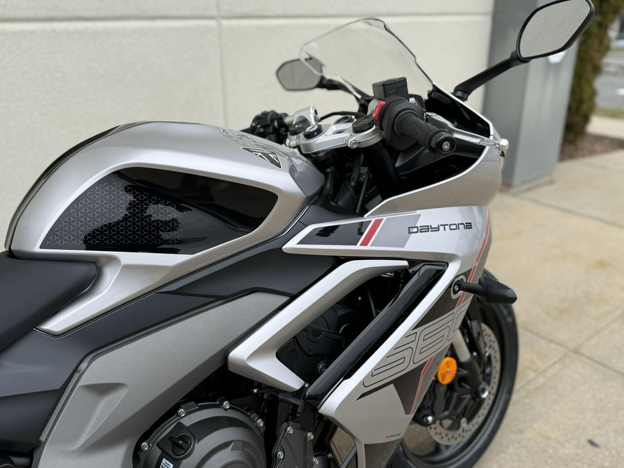 2026 Triumph DAYTONA 660