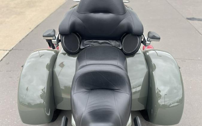 2021 Harley-Davidson® FLHTCUTG Tri Glide® Ultra Deadwood Green/Vivid Black 852313