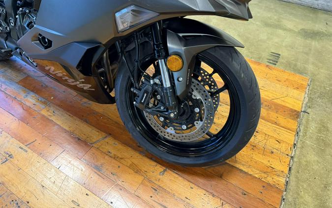 Used 2026 Ninja ZX-4R ABS Sport Motorcycle For Sale Near Memphis, TN