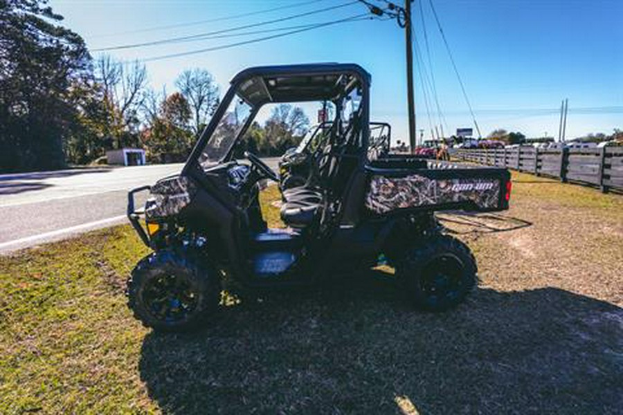 2024 Can-Am Defender XT HD10