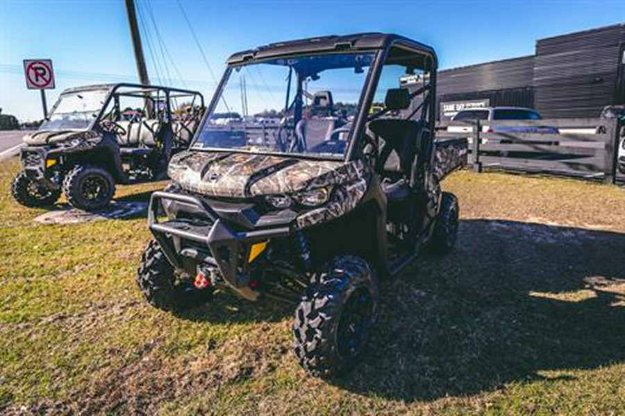 2024 Can-Am Defender XT HD10