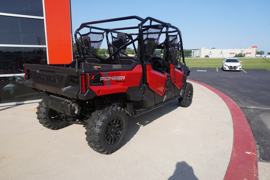 2024 Honda PIONEER 1000-6 DELUXE CREW