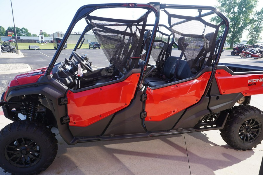 2024 Honda PIONEER 1000-6 DELUXE CREW