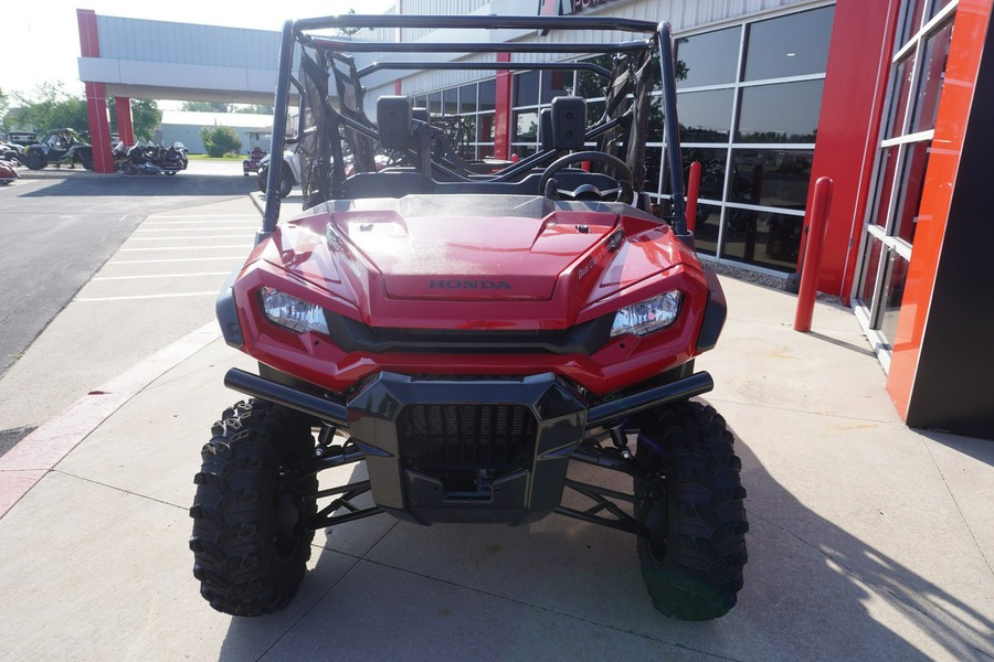 2024 Honda PIONEER 1000-6 DELUXE CREW