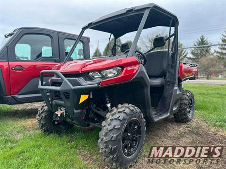 2024 Can-Am Defender XT HD10