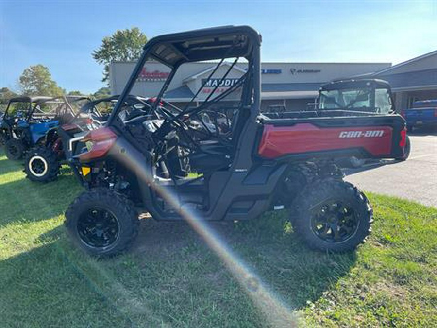 2024 Can-Am Defender XT HD10