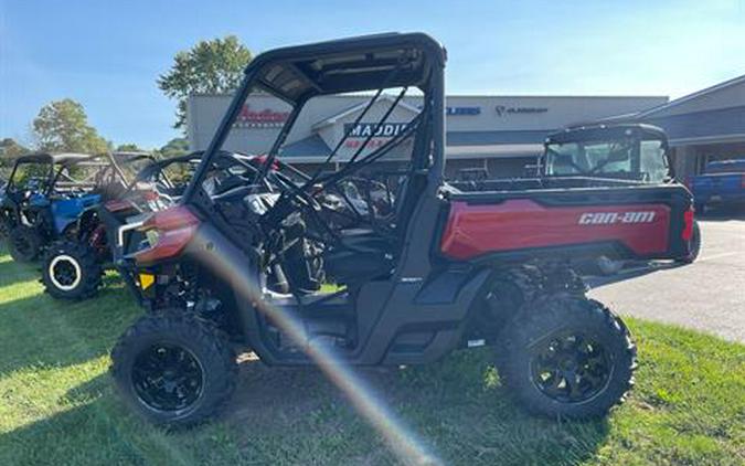 2024 Can-Am Defender XT HD10