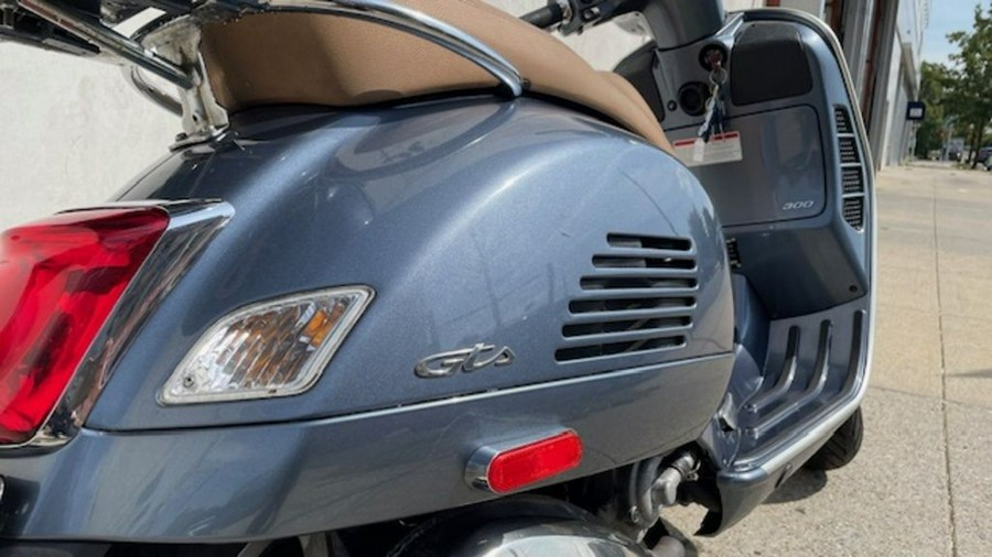 2020 Vespa GTS Touring 300 HPE ABS