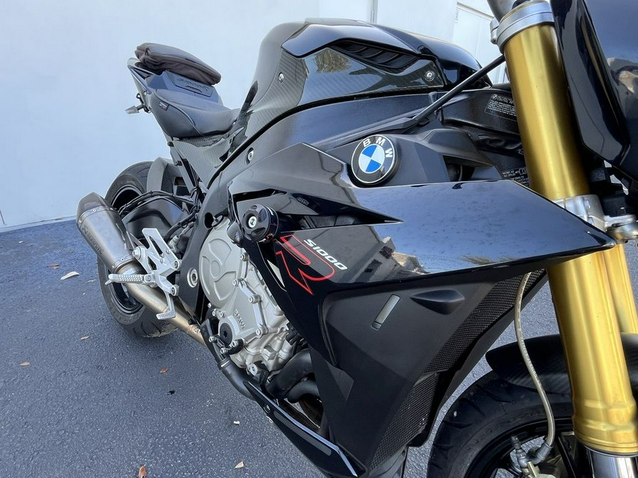 2016 BMW S 1000 R Premium Black Storm Metallic